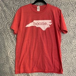 Boone North Carolina t-shirt in red